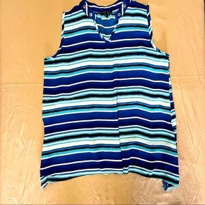 Sami & jo blouse in a size medium.